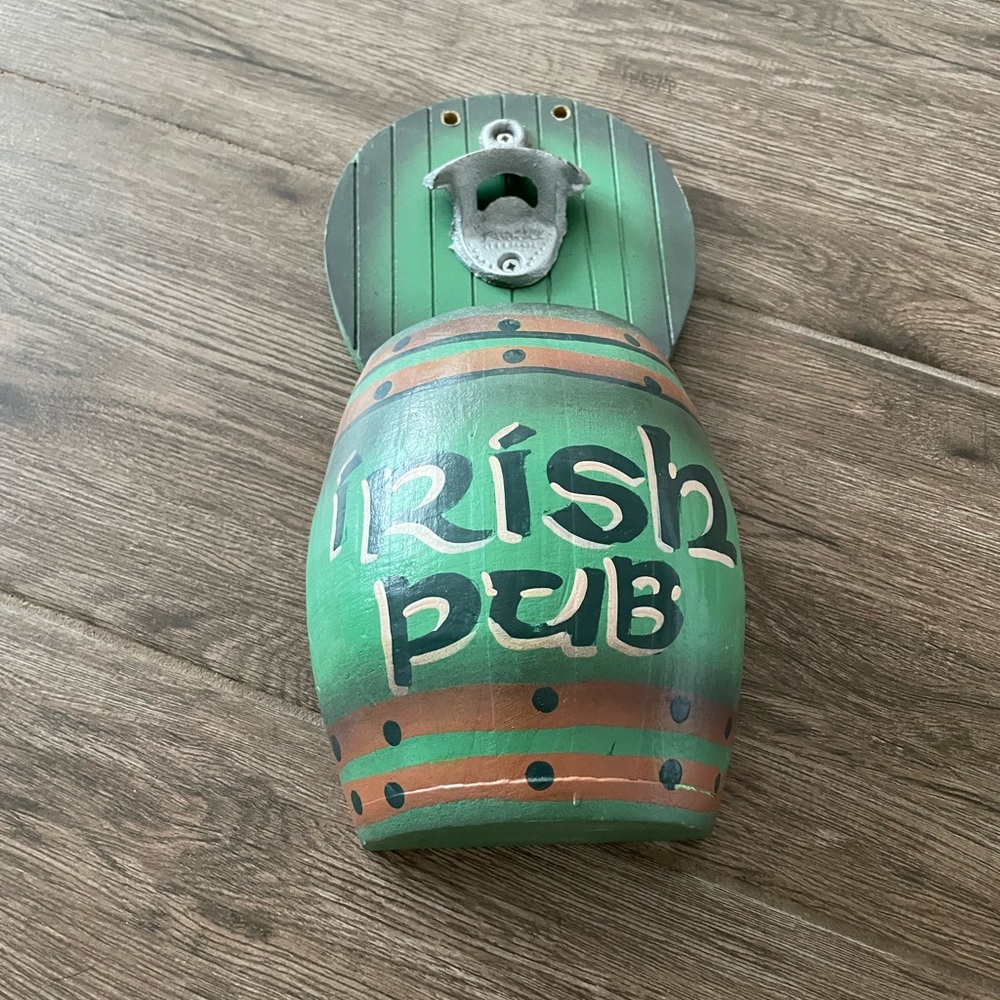 Irish Pub Opener Barrel Catch Brew Beer Tops Mountable Or Standing